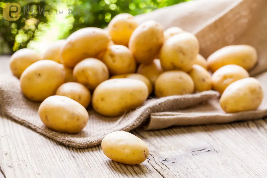 維生素C是蘋果8倍！營養師揭「1顆馬鈴薯」超強功效 連皮吃還能減內臟脂肪