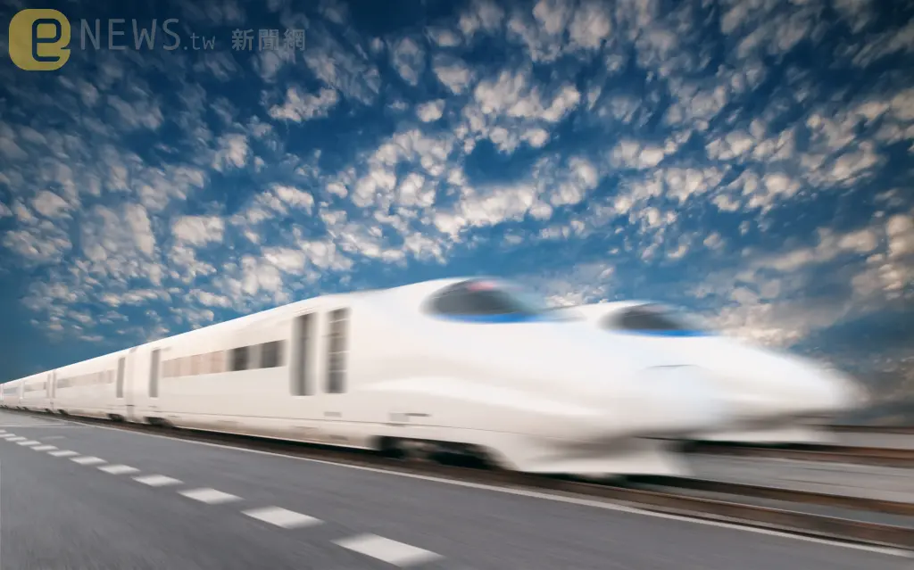 移動式七星飯店登場！台鐵創新推出「福爾摩沙寢台列車」讓你躺著欣賞星空