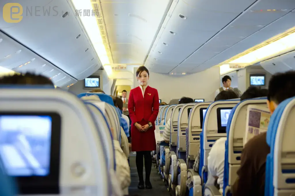 國泰航空空姐嘲笑旅客英語程度遭解僱