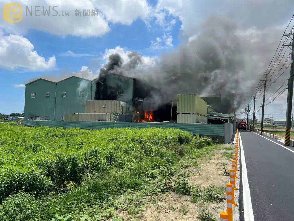 台南永康電風扇工廠大火　疑因「敬神燃燒金紙」將一整座工廠也燒了