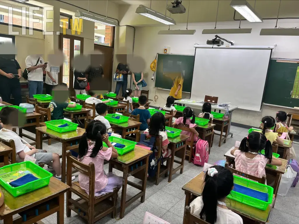 給「學歷迷思父母」當頭棒喝！高學歷父母不信賴孩子三大原因：五年級兒竟患上失眠症