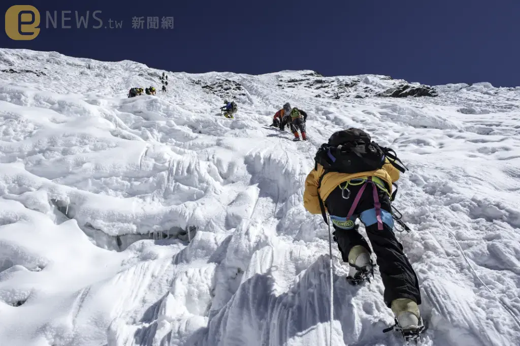 喜馬拉雅山成垃圾場共清出11噸垃圾聖母峰恐有逾200具遺體