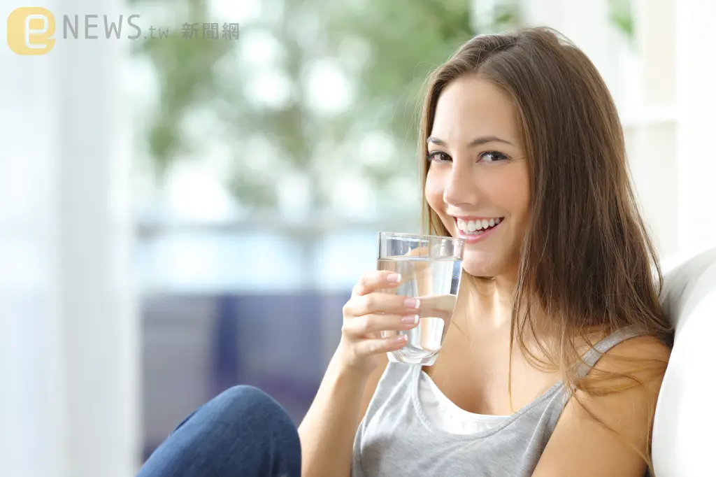 日本女性長壽喝水法：早晨這樣喝防止細胞缺水，消除肥胖改善「糖尿病」，新陳代謝加速25%！