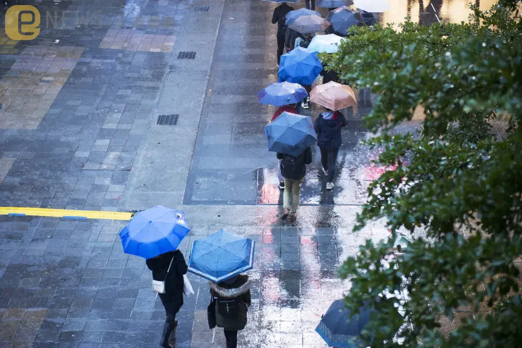 潭美颱風＋東北季風共伴！明天氣最不穩定　「3地區」恐出現強降雨