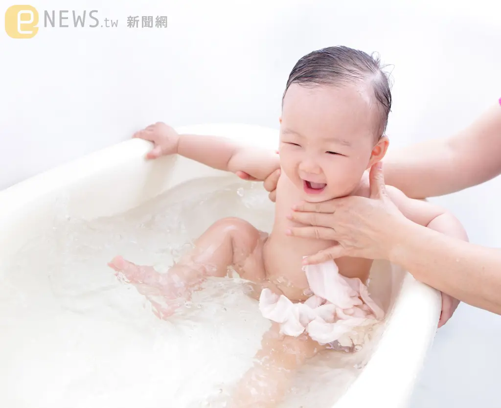 人妻傻眼分享老公竟說要替女兒洗澡到18歲