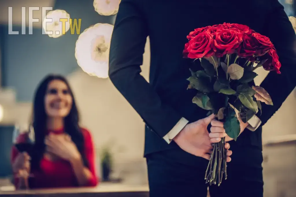 情人節送禮11大禁忌！「這3樣」恐暗示想分手　布娃娃也不能送