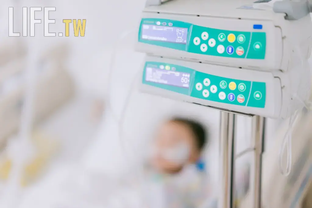 孩子問「如果看不到我怎麼辦？」　繪本《陪星星回家》從兒童醫院視角談生命教育